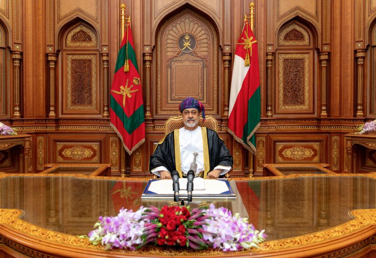 جلالةُ السُّلطان يُصدر مرسومًا سلطانيًّا
