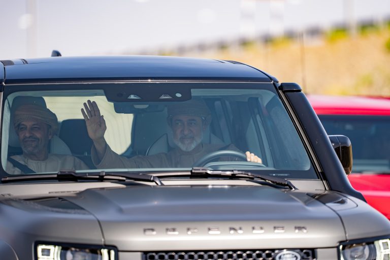 شاهد: جلالة السلطان يزور محافظتيْ شمال الشرقية و جنوب الشرقية