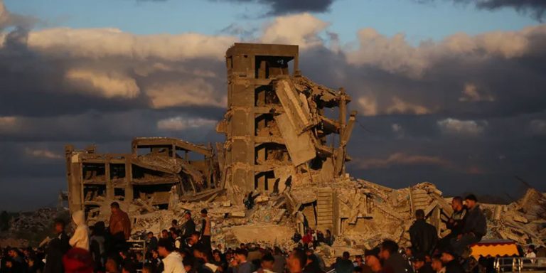 ماذا قالت سلطنة عمان عن تكلفة إعادة إعمار قطاع غزة؟
